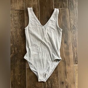 GAP Vneck bodysuit